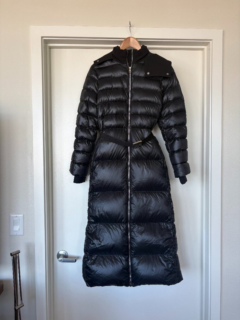 Burberry Quilted Down Full Length Puffer Coat - Black - Size Medium